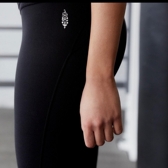 Free People Movement Leggings New XS - Picture 5 of 8